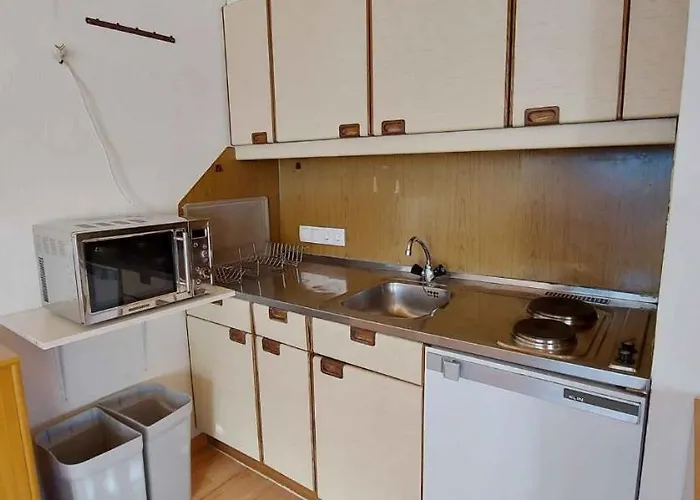 In - Steiermark 37021 *